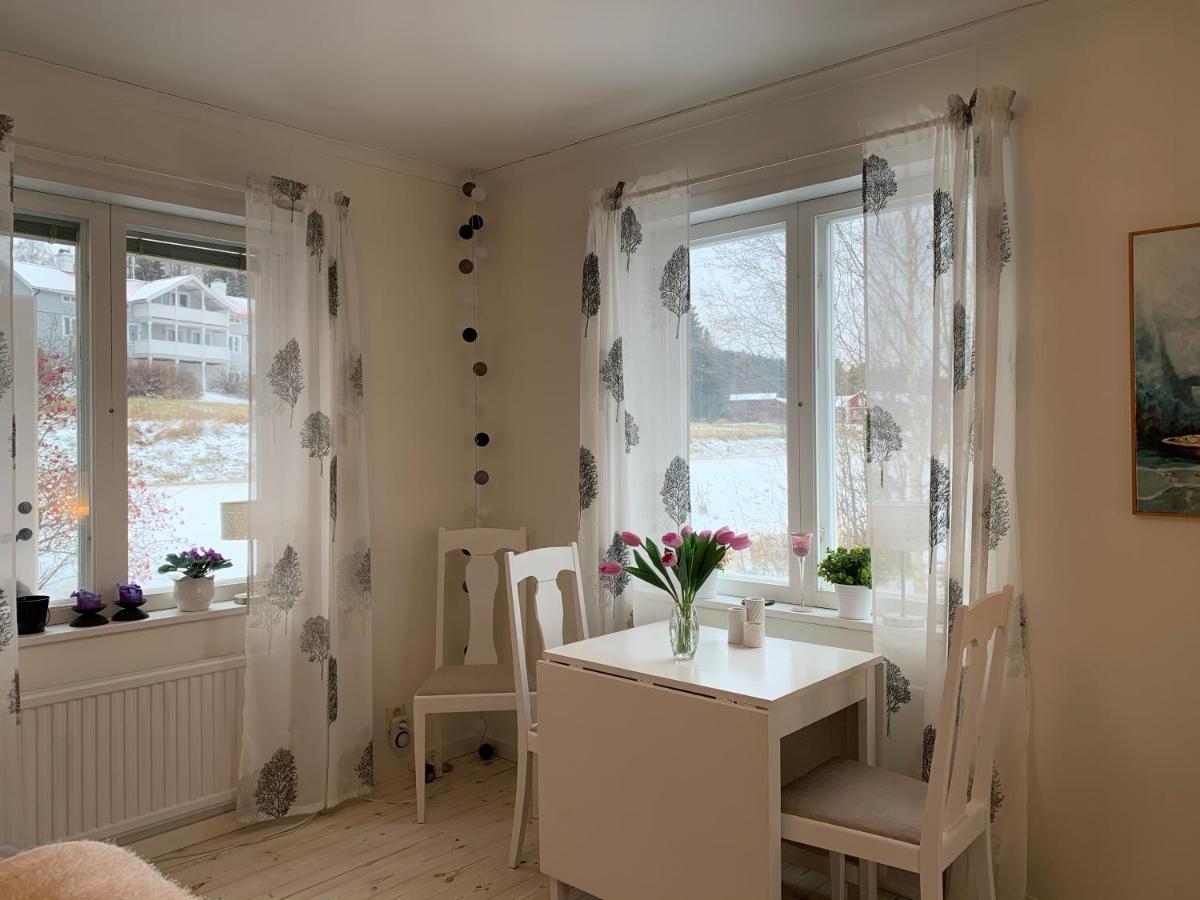 Symaskinshuset Jaervsoe Jarvso Exterior foto