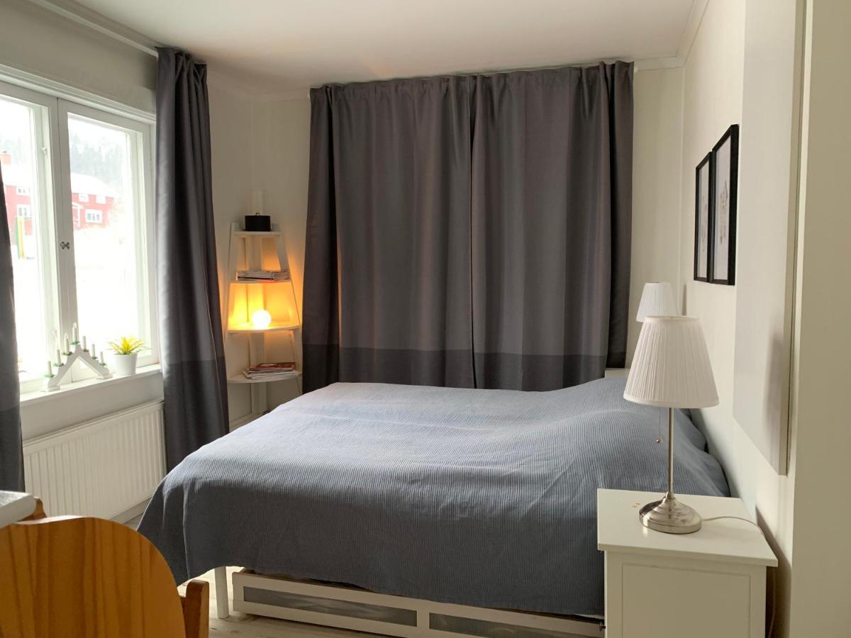 Symaskinshuset Jaervsoe Jarvso Exterior foto